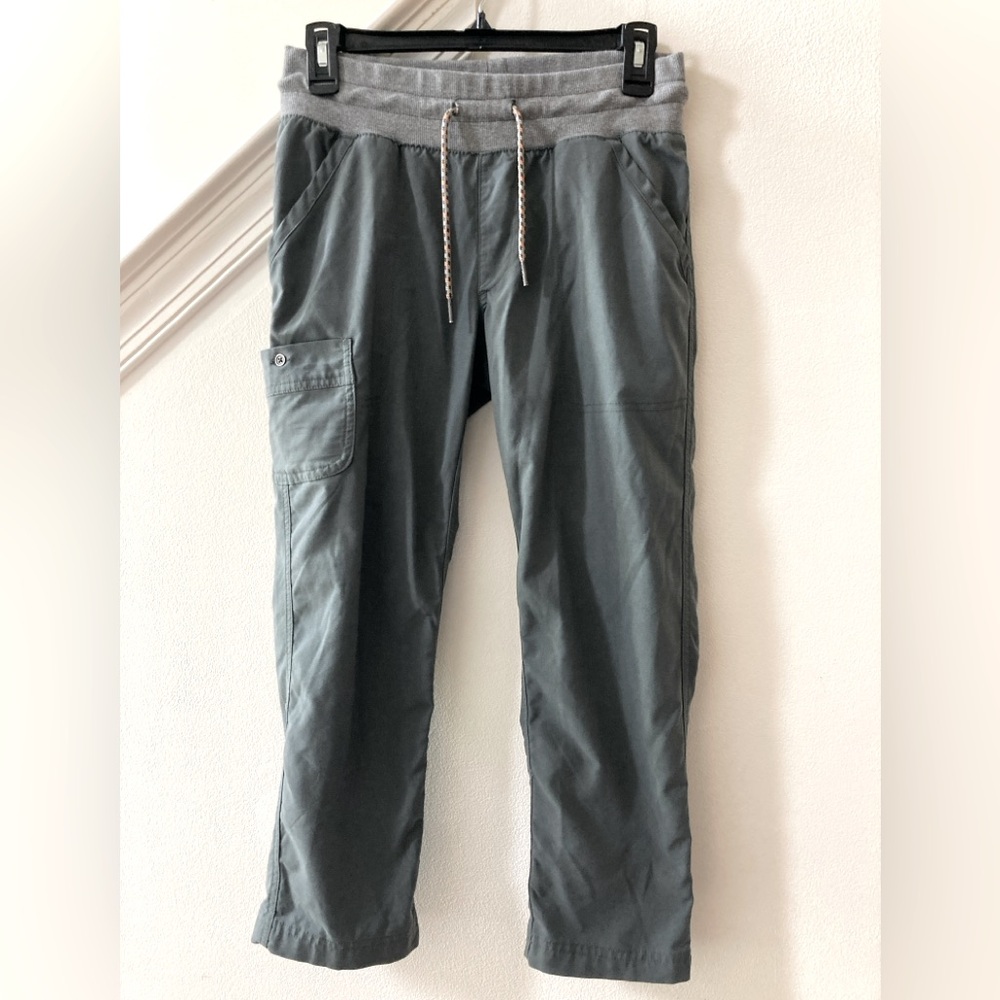 Columbia Capri Hiking Pants Gray Small